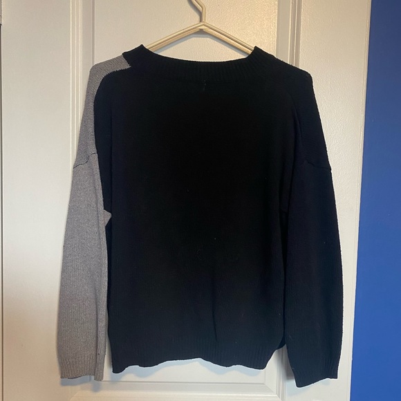 half and half sweater - Picture 3 of 3